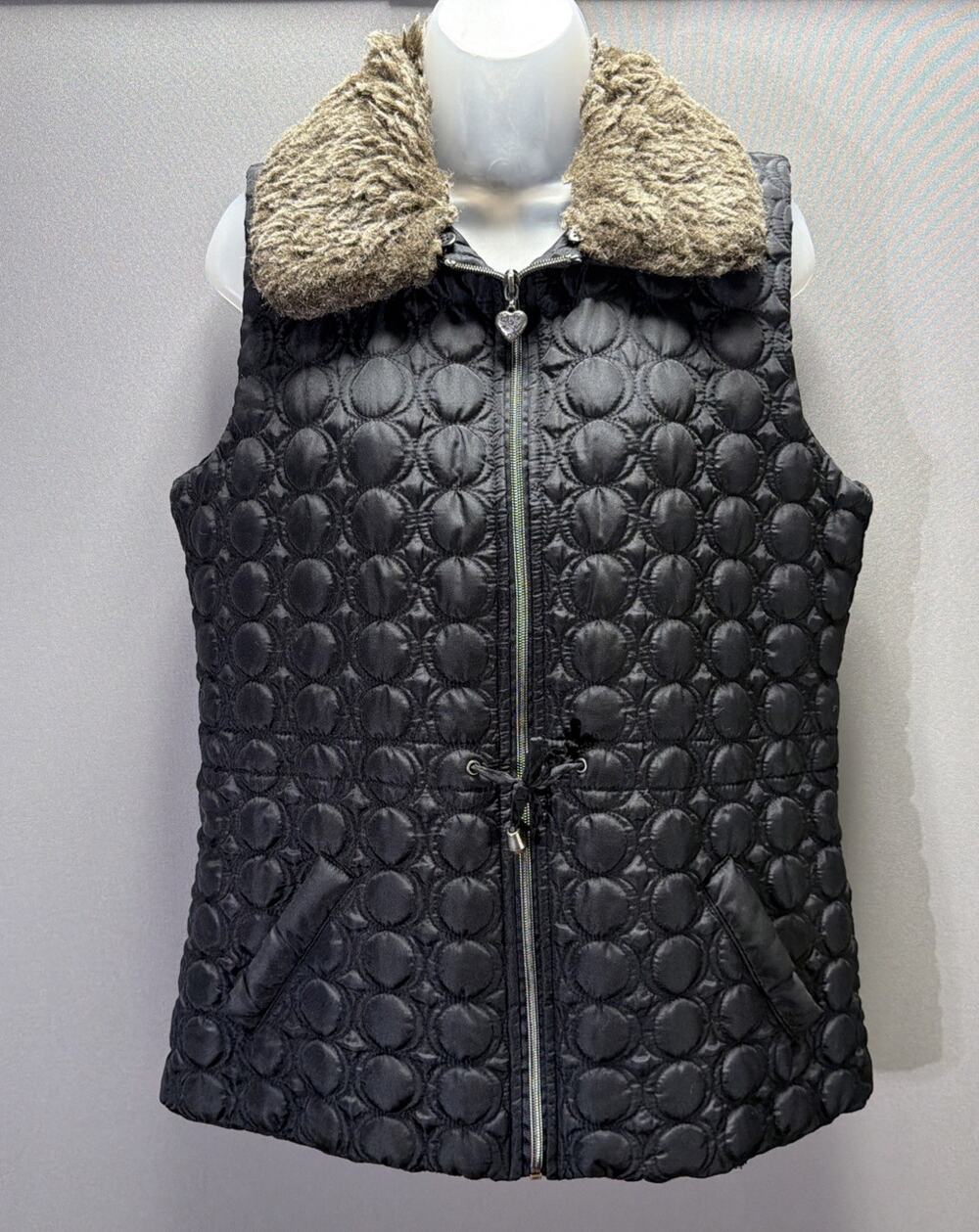3 Hearts Black Quilted Womens Sleeveless Vest Size L